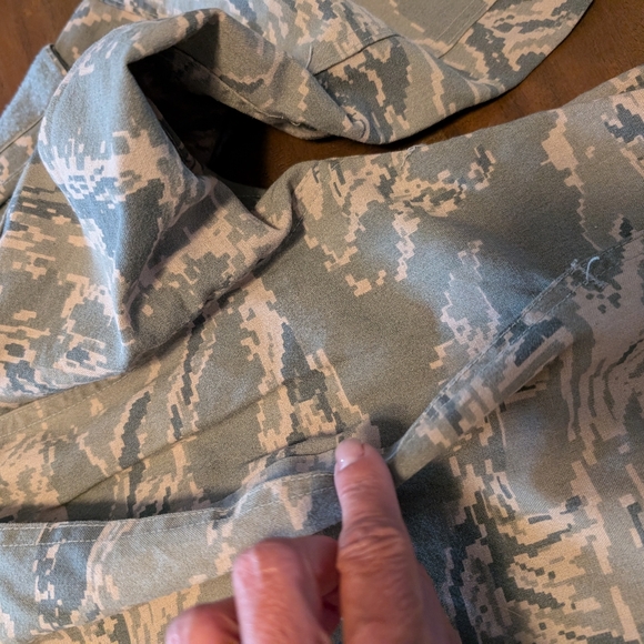 U.S. Air Force Tactical Flight Duty Shirt/Jacket Size Medium - Picture 12 of 16